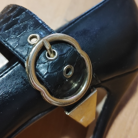 Sky high heels - Picture 6 of 7